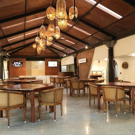 Hanu Reddy Residences Poes Garden Ченнаи Экстерьер фото