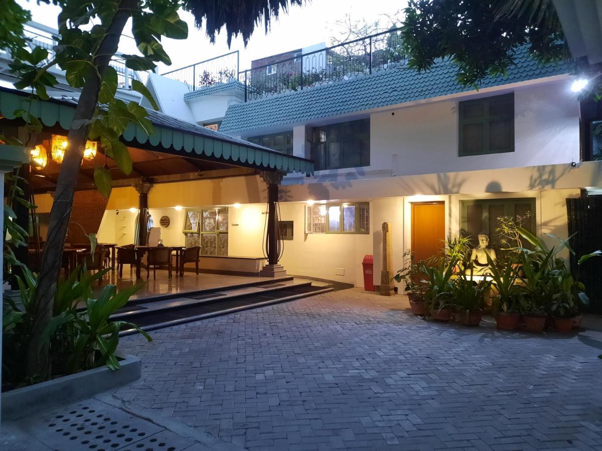 Hanu Reddy Residences Poes Garden Ченнаи Экстерьер фото